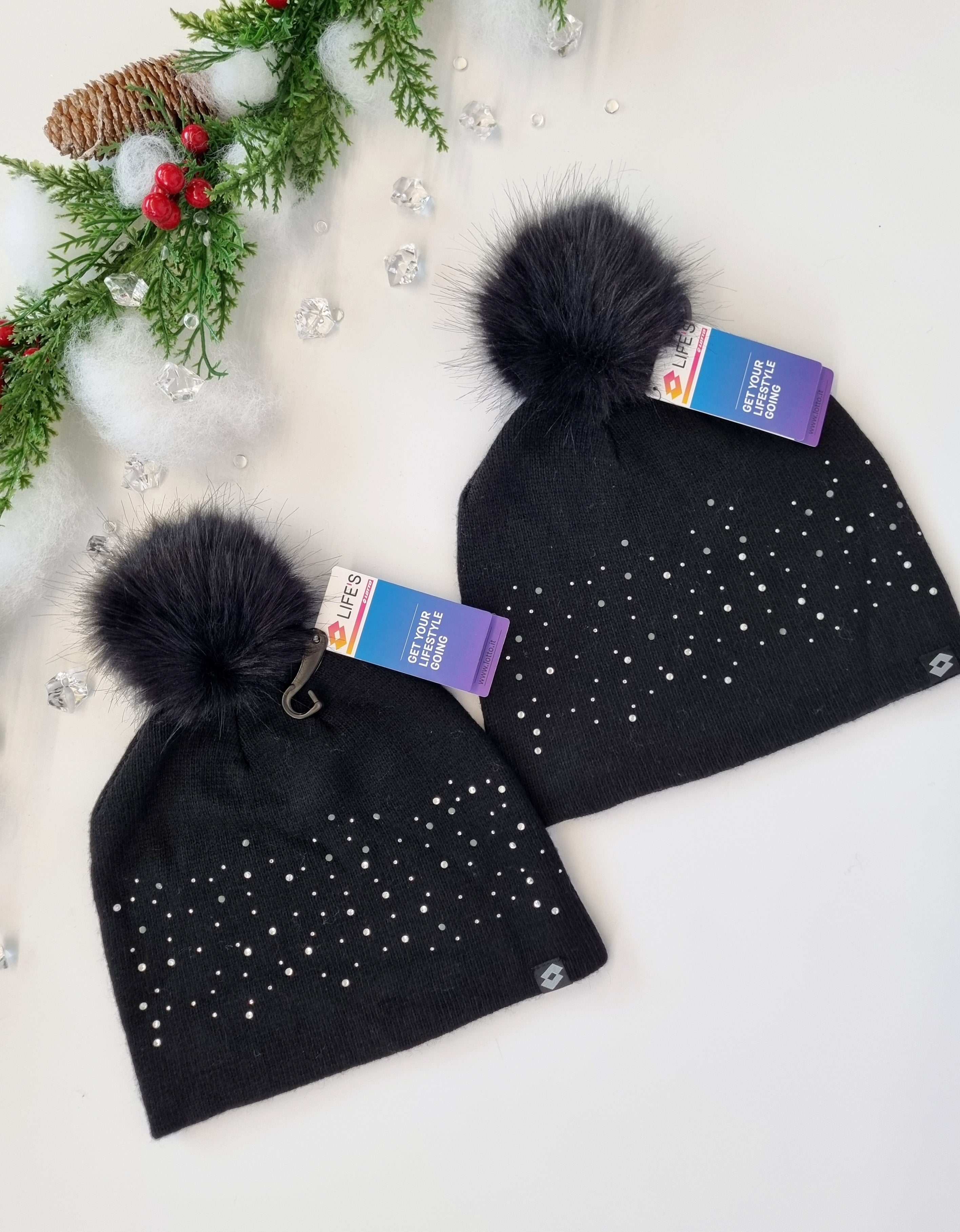Winter Hat Mix Puma, Lotto, Alesya, Reaper, Willard, O'Neill, Salomon, Levi's, Under Armour, Champion Winter Hat Mix Puma, Lotto, Alesya, Reaper, Willard, O'Neill, Salomon, Levi's, Under Armour, Champion
